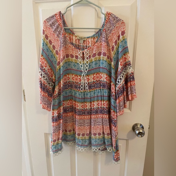 ONE WORLD Tops - One World Women’s Multicolor White Embroidered Bell Sleeve Blouse Size XXL